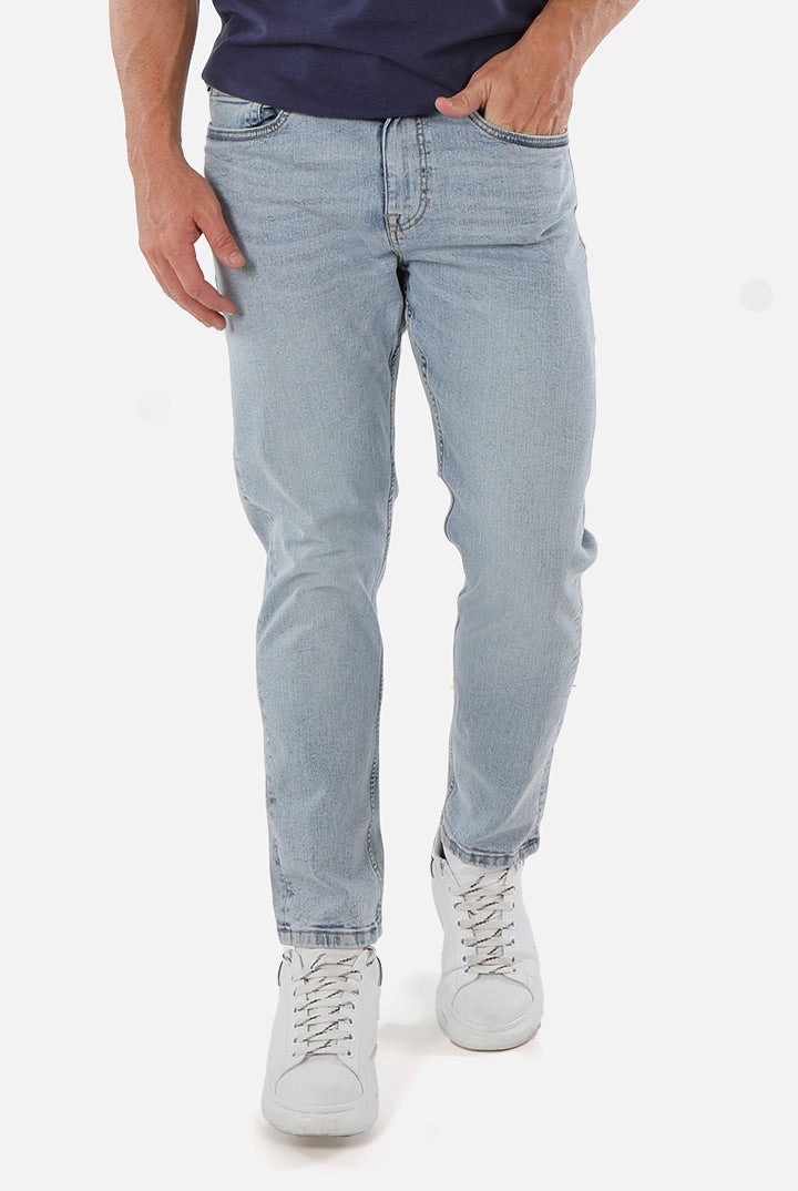 alt="Jack Morgan light blue slim denim jeans front view"
