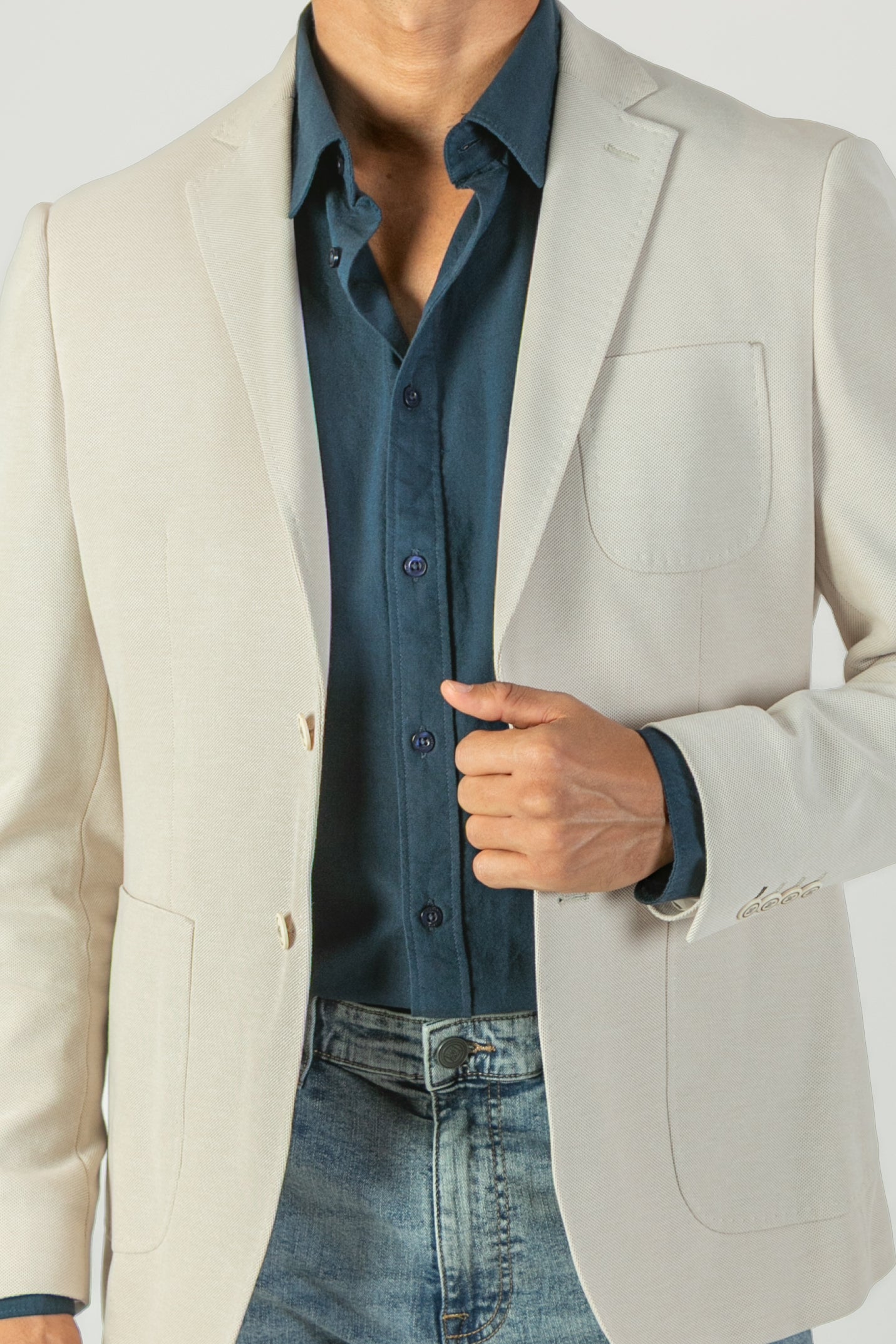 alt="MOSAIQUE slim texture jacket casual beige front close view"