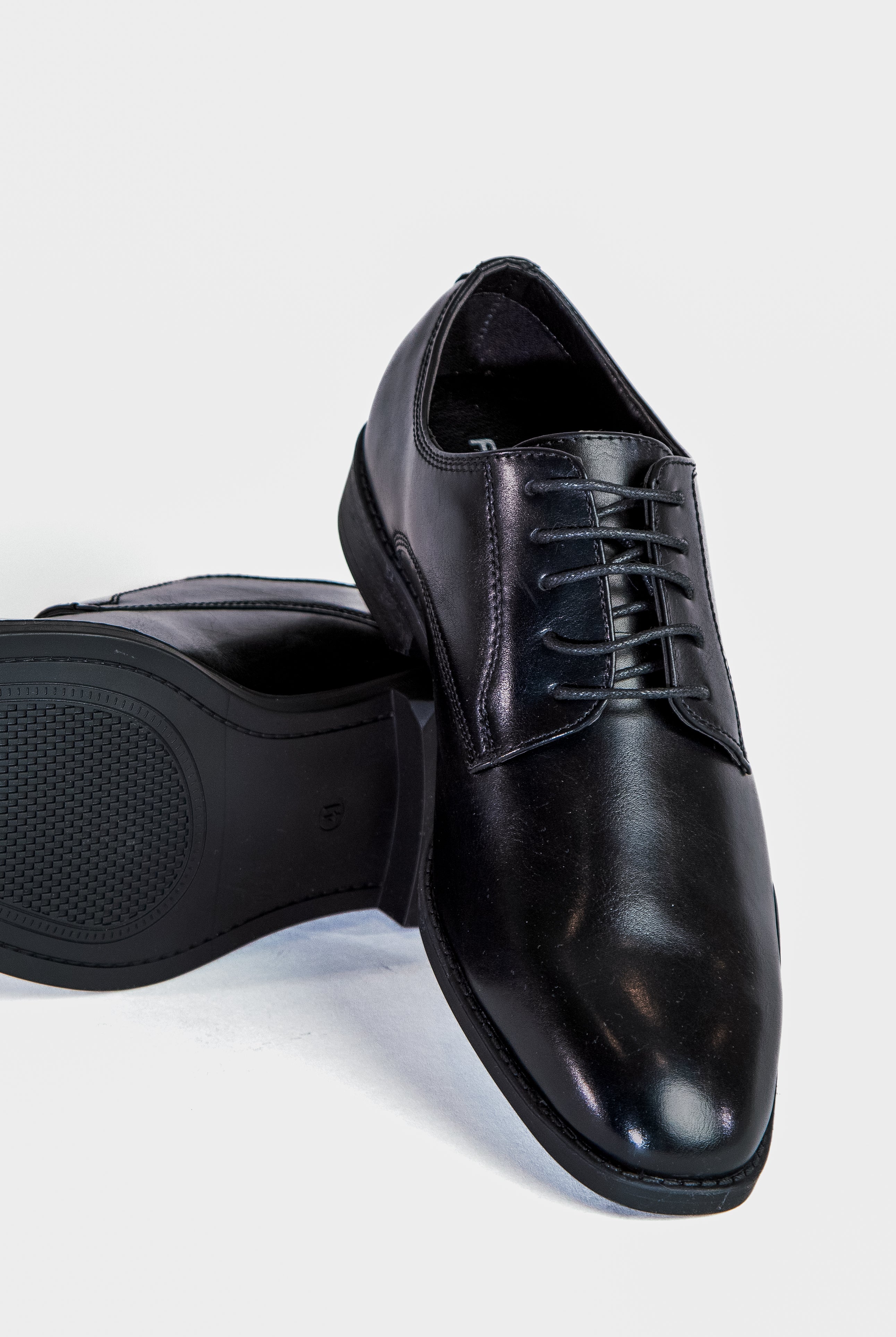 alt="FRANCISCO TOLLI regular lace up shoe formal black side view"