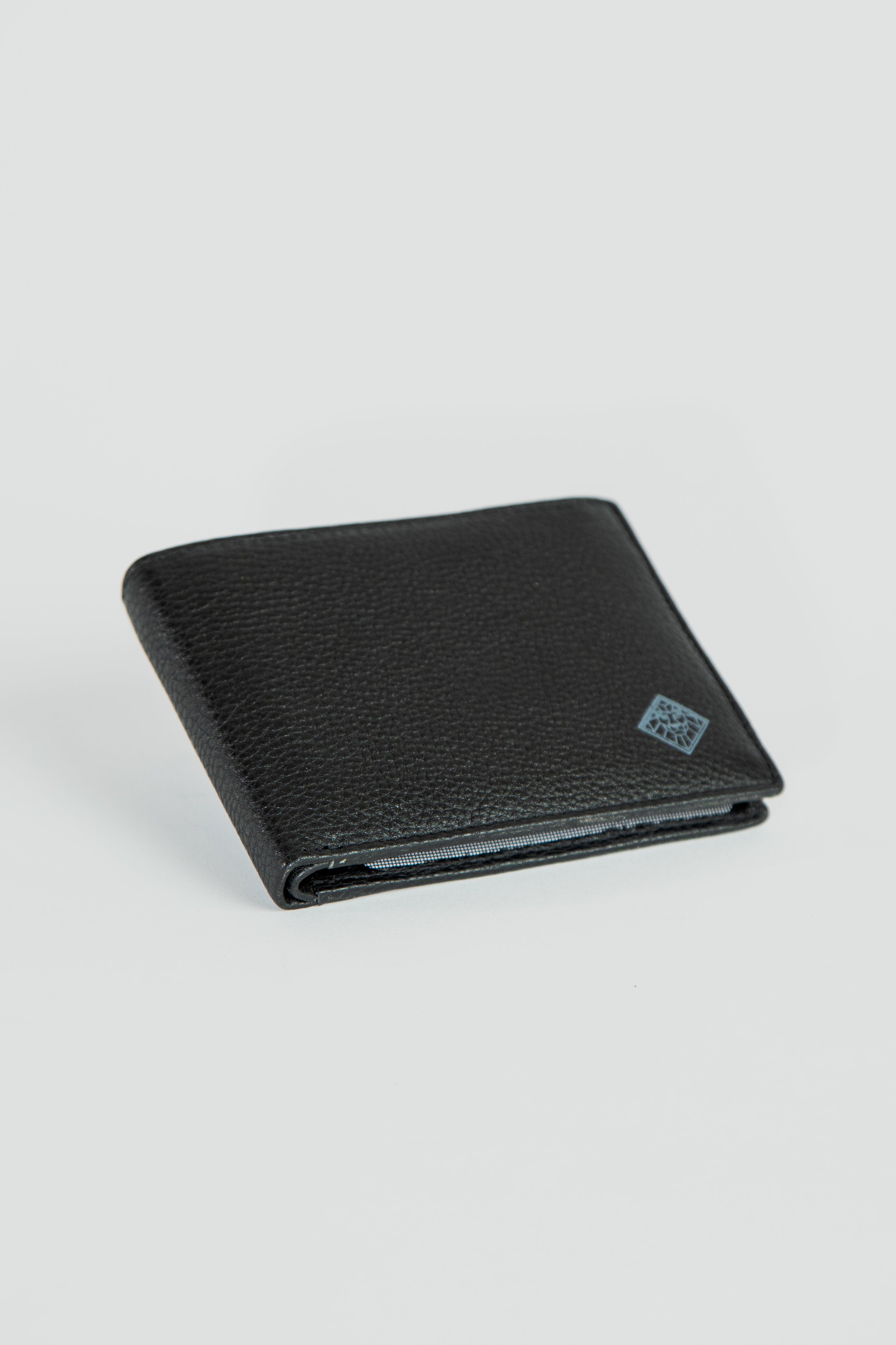 alt="JACK MORGAN two fold accessories wallet black front view"