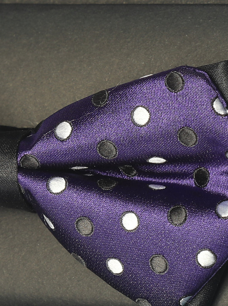 DKS violet polka dot ties are available online at the best prices along with other accessories. Get your complete formal look at the BRANDS store with the best accessories and add a touch of DKS violet polka dot tie. Shop the classy look at the store and purchase fancy accessories along with the DKS violet polka dot tie and avail of discounts. 