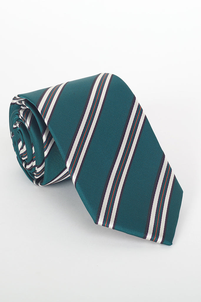 DKS signature slim tie is designed by experts and is easily available online at the best prices. The DKS signature slim tie is a must have in every fashionable men’s closet. Check out the DKS signature slim tie and avail of best prices on every purchase. 