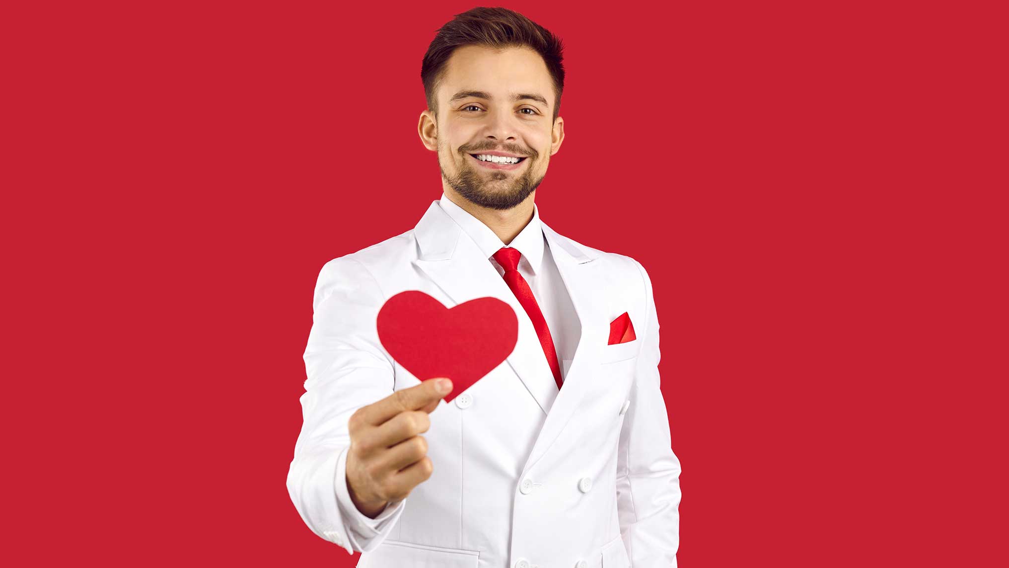 Looking to make a statement this Valentine's Day? Whether you’re going out on a romantic dinner with your significant other or getting together with friends, it’s important to dress to impress.