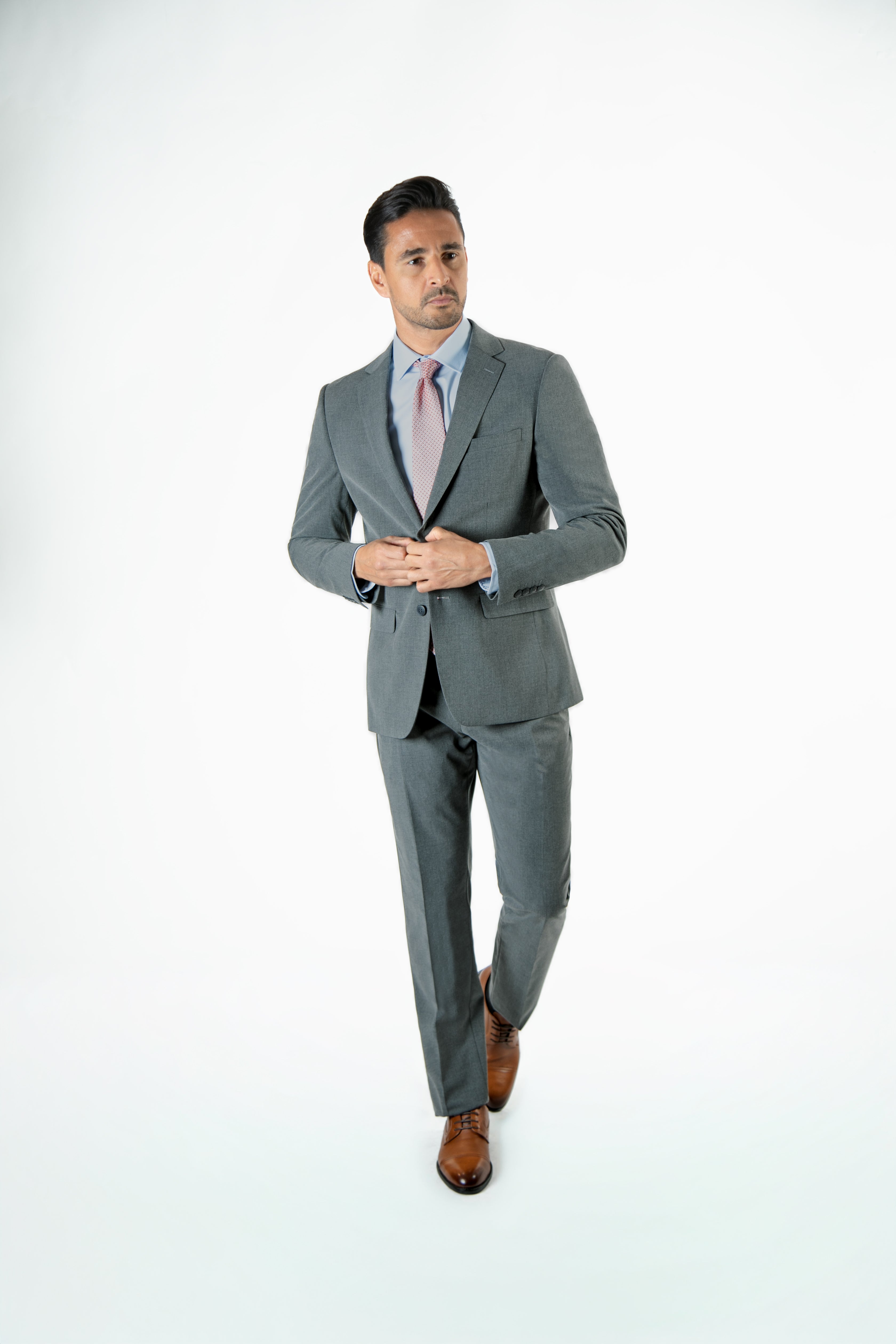 alt="FRANCISCO TOLLI slim solid suit formal 2 button 2 vent dark grey front full view"