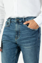 alt="Jack Morgan blue slim straight denim jeans 5 pocket front close view"