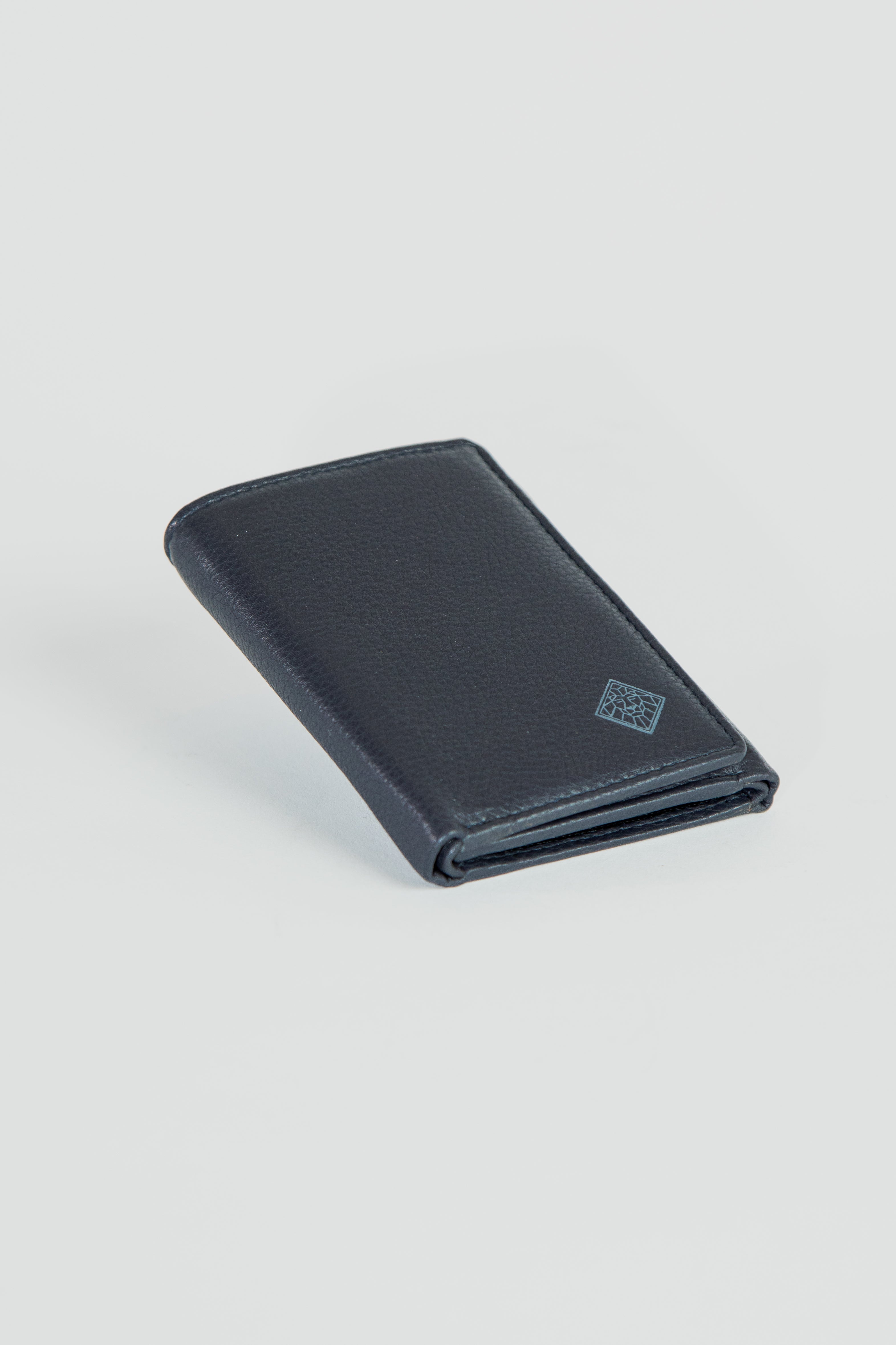 alt="JACK MORGAN trifold with magnetic closure accessories wallet navy front view"