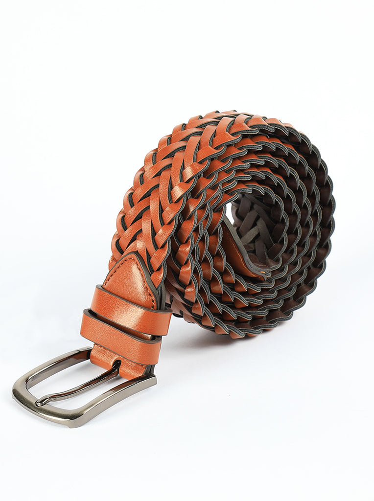Braided range of fancy regular tan belts by Binnino are now available in stores. The modern twist of the regular tan belt by Binnino is the best for a casual outfit. The square golden buckle is  gives a brighter and a fashionable look to the leather accessory. The Binnino regular tan belts are now sold at the best prices online and also the BRANDS store. 