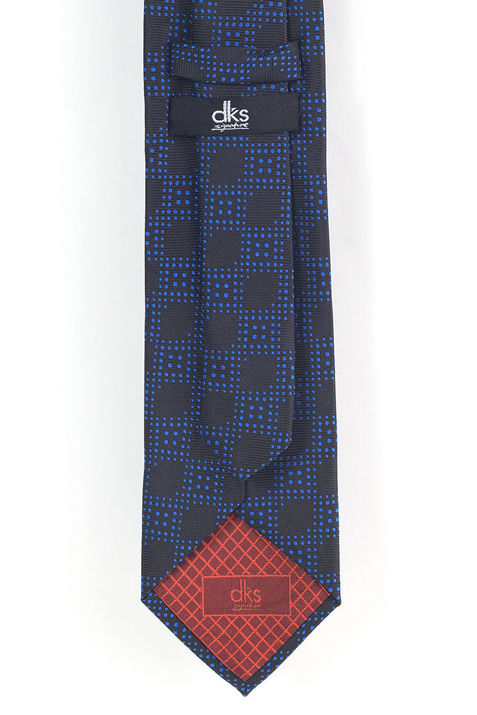  DKS signature slim tie is easily available online at the best prices. The DKS signature slim tie is a must have in every closet. Check out the DKS signature slim tie and avail of best prices on every purchase. Hurry! Order now. 